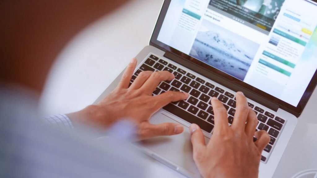 Estrutura estratégica para um blog subnichado de construção